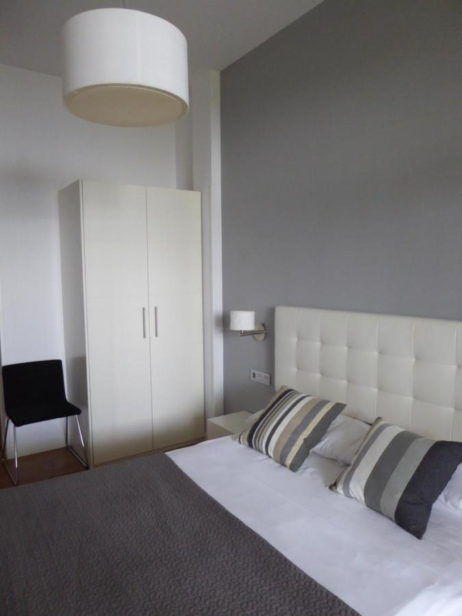 Cr Luarri Hotel Сан Себастиан Екстериор снимка